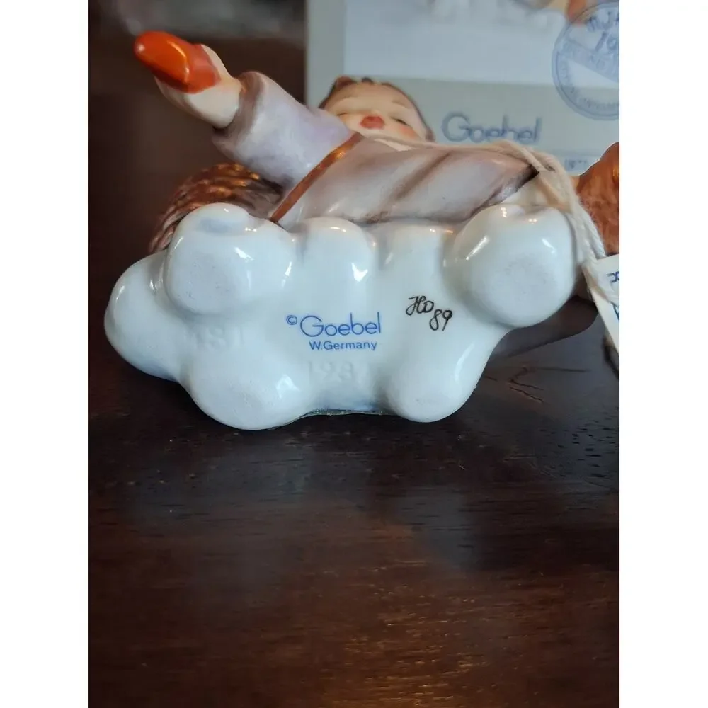 M.J. Hummel, Goebel this hummel