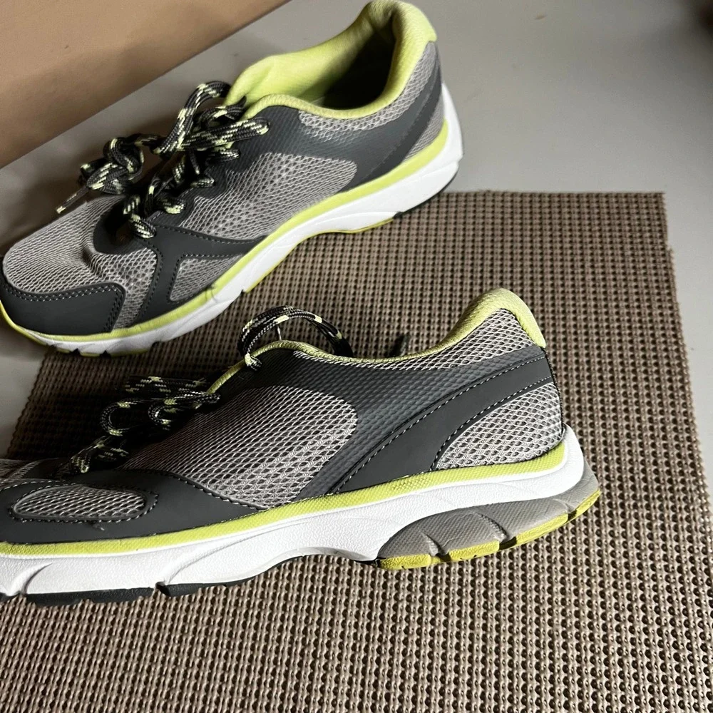 Vionic 1st Ray Technology Grey Lime Green Mesh Athletic Walking Sneakers Mens 9