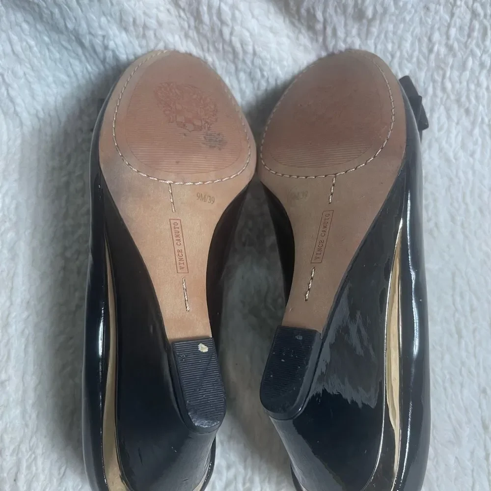 Vince Camuto vince camuto