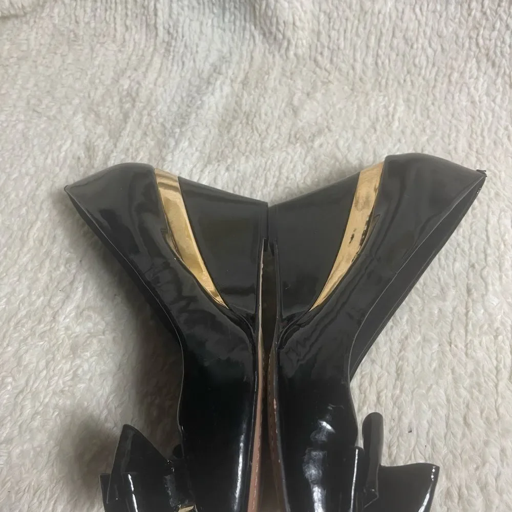 Vince Camuto vince camuto