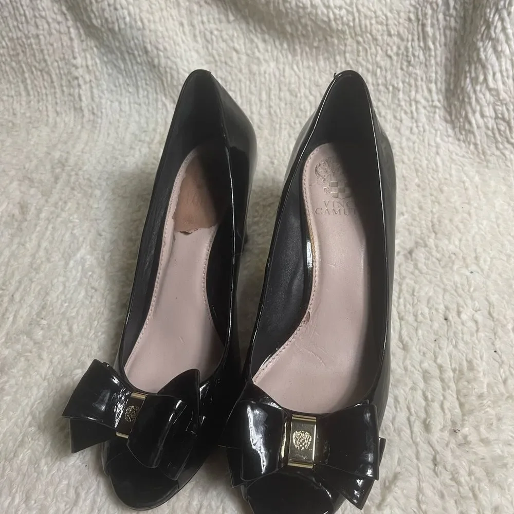 Vince Camuto vince camuto