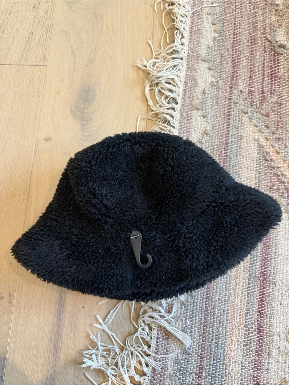 ALO Yoga cozy sherpa