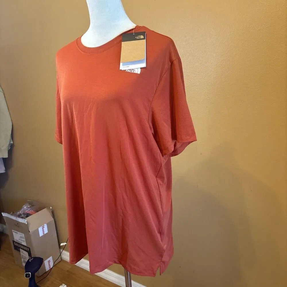 The North Face Men's S Wander Sun Tee Shirt Orange UPF40 NWT Hiking Pullover