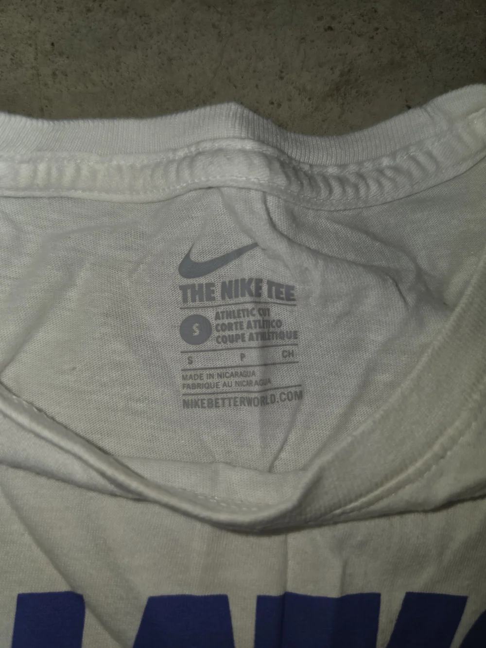 Nike classic graphic