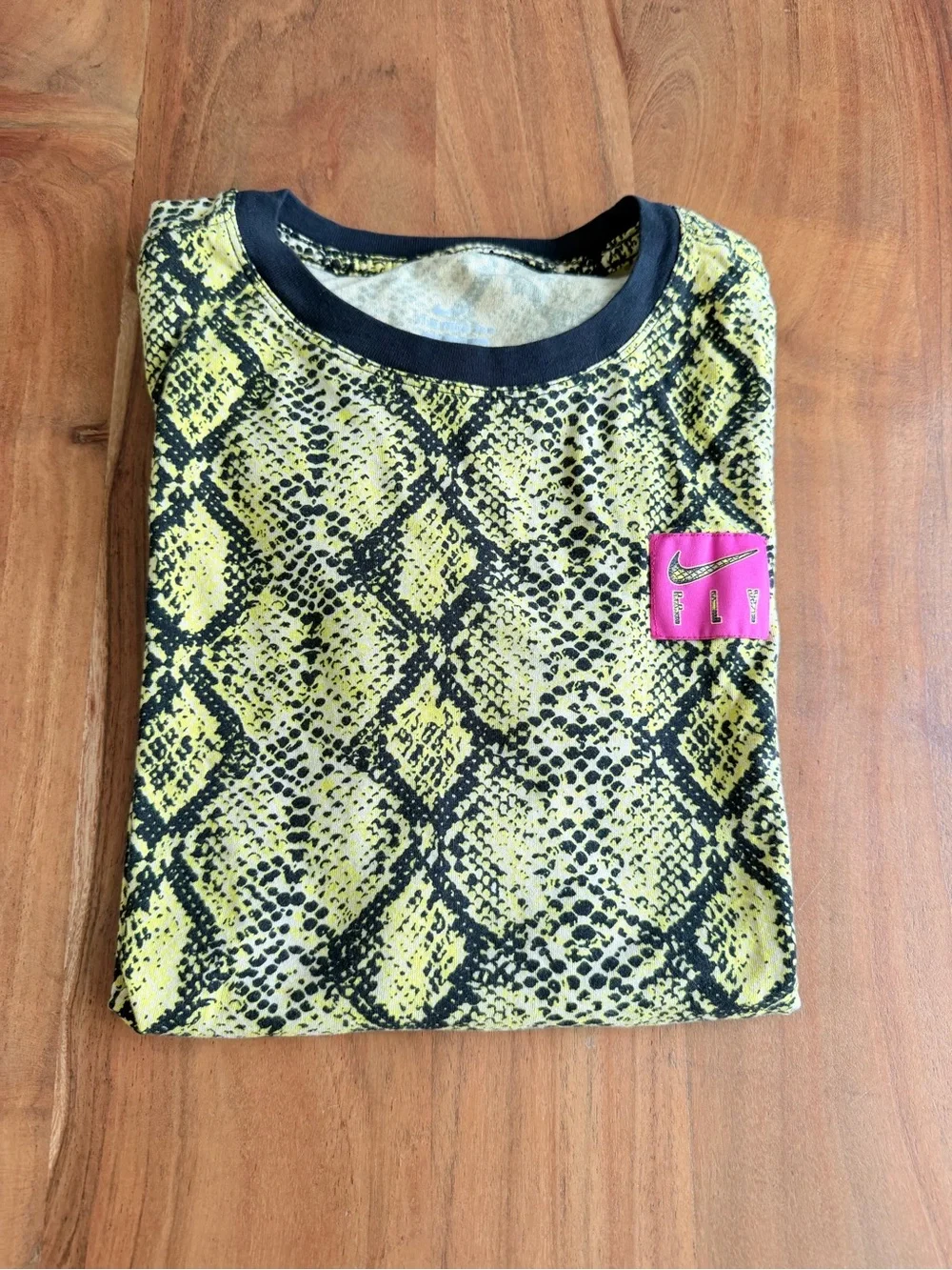 Nike fly featuring yellow