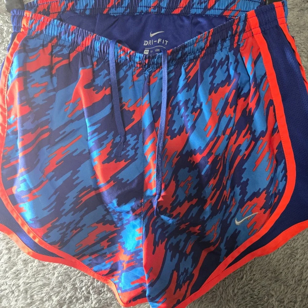 Nike Dri-FIT Running Shorts Womens XS Blue Orange Abstract Camo Athletic Gym