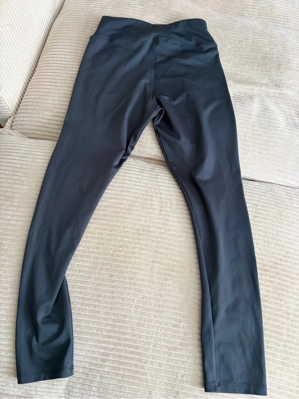 Nike navy blue woman’s xl workout pants like new