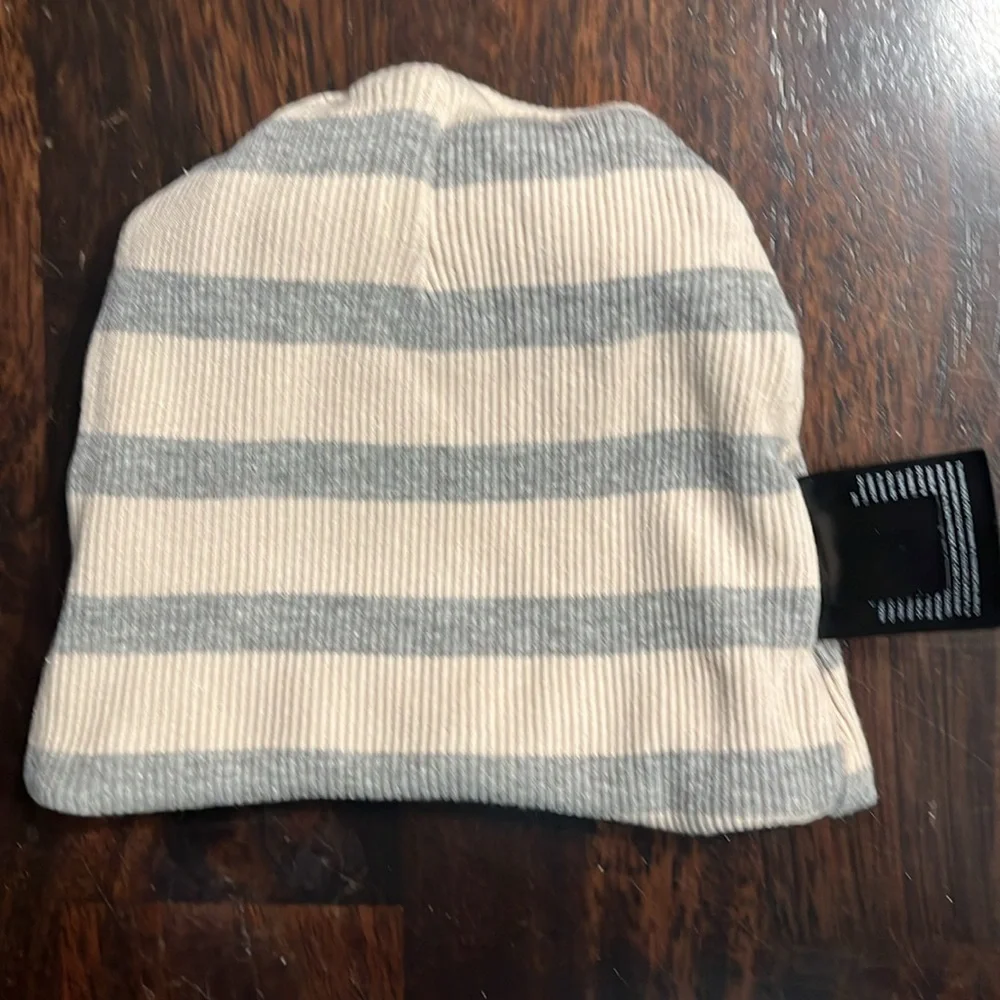 Volcom & 7 for All Mankind this listing