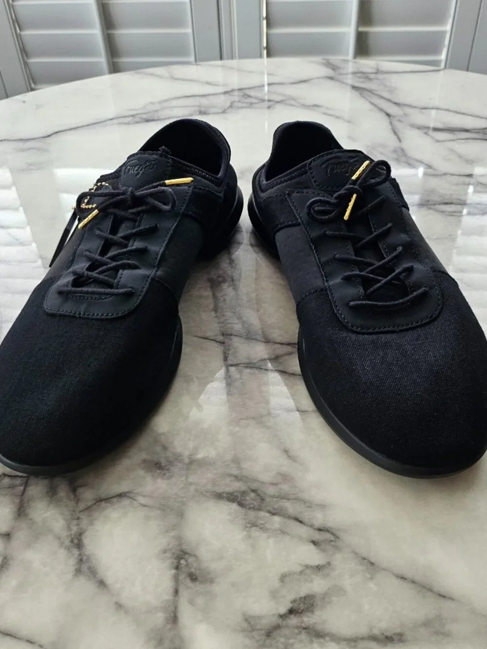 Fuego view shoes you