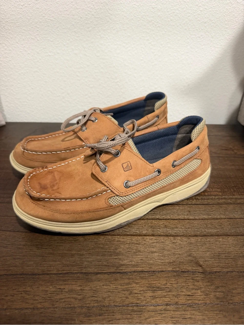 Boys Size 7 Tan Suede Sperry Boat Shoes Lanyard