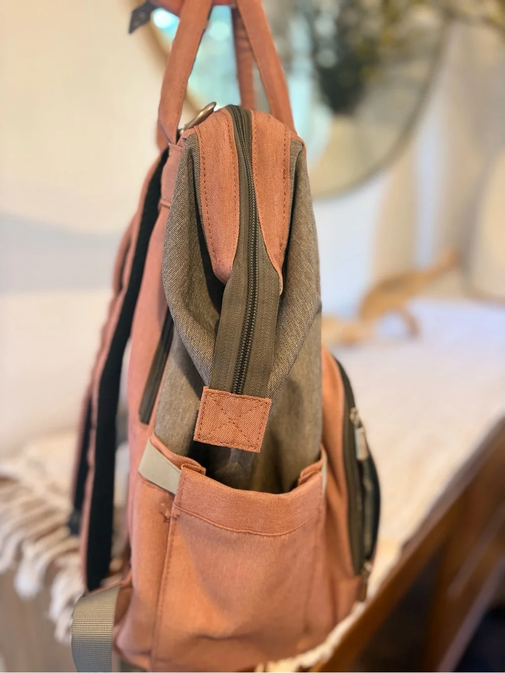 Simple upsimples gray
