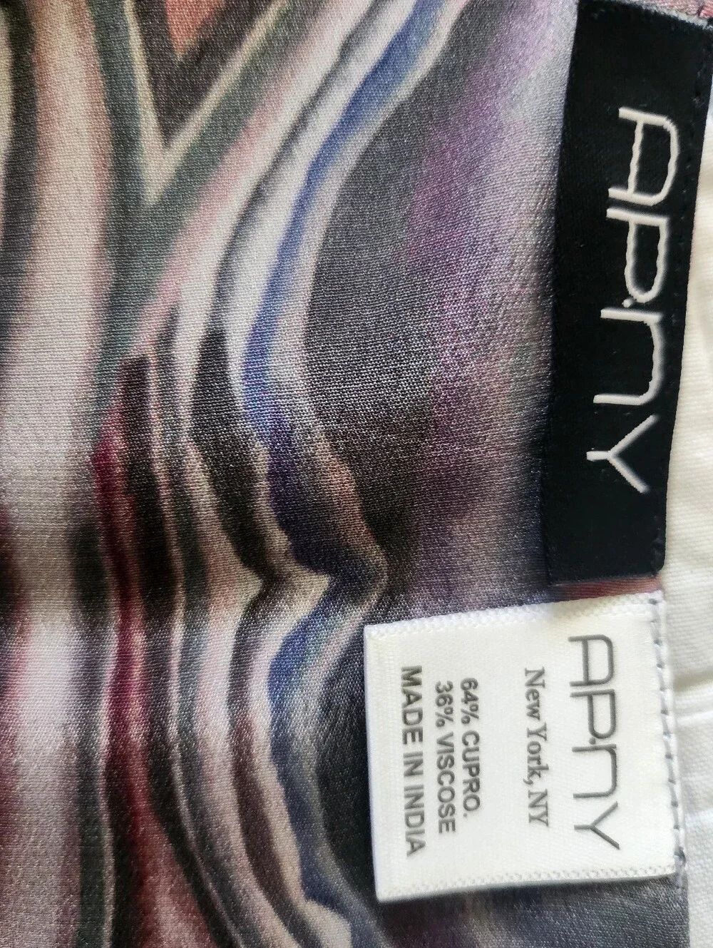 Apny lightweight scarf