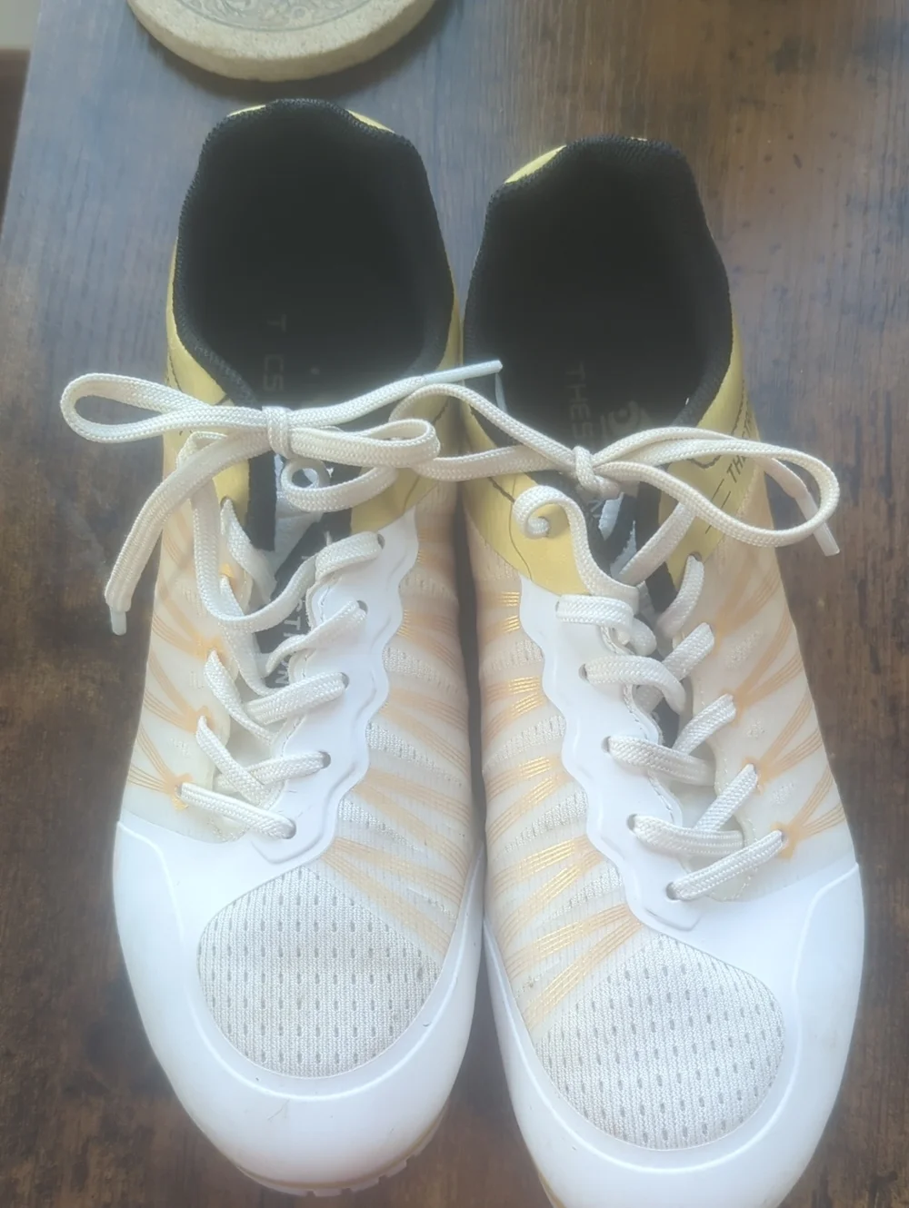 N/A lightweight athletic
