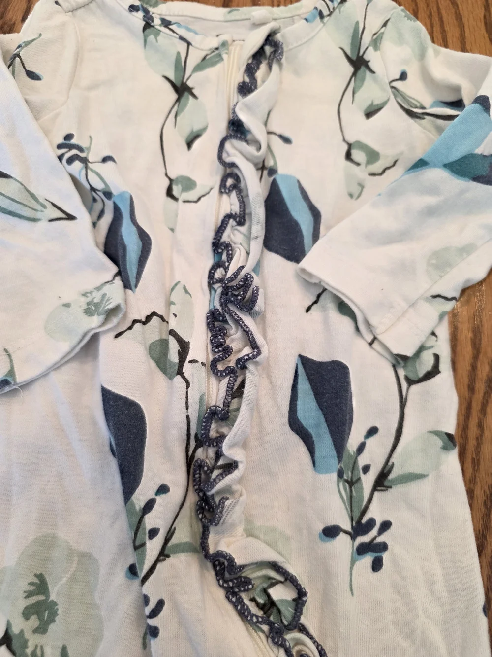 Jessica Simpson light blue