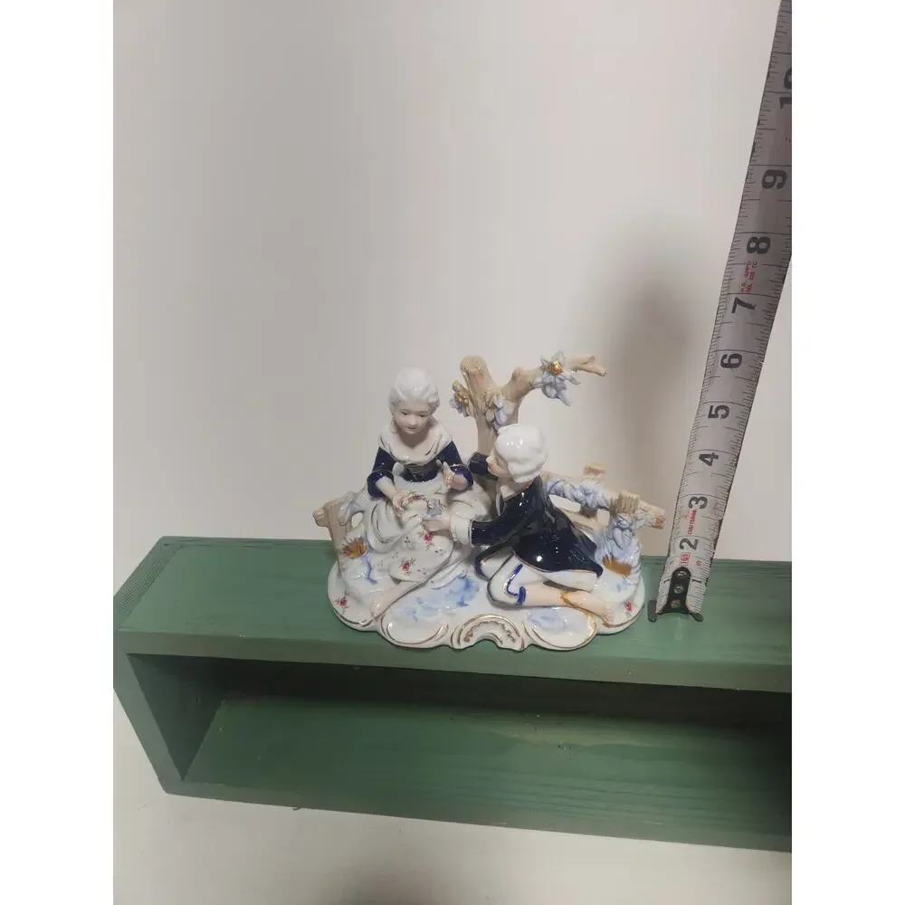 Vintage KPM Porcelain Courting Couple Figurine Romantic Scene Blue White Gold 7