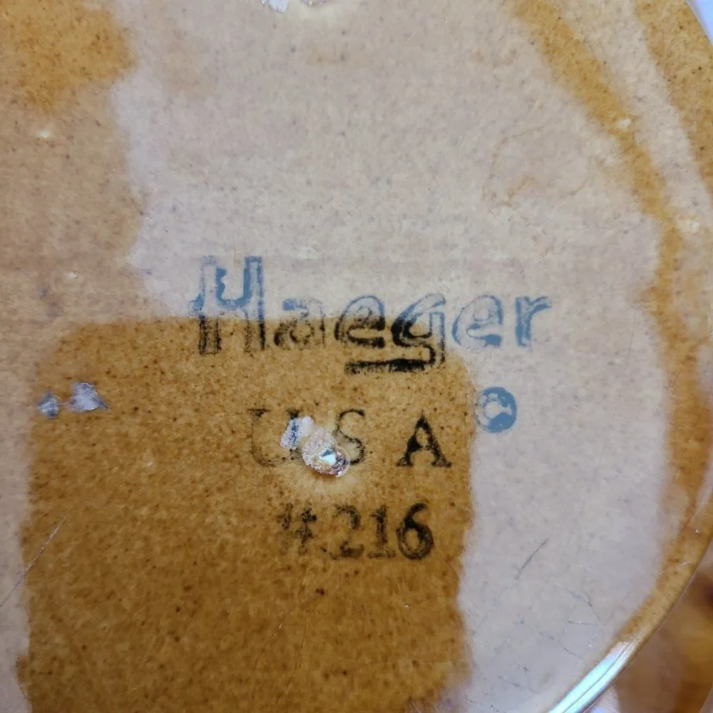 Unbranded vintage haeger