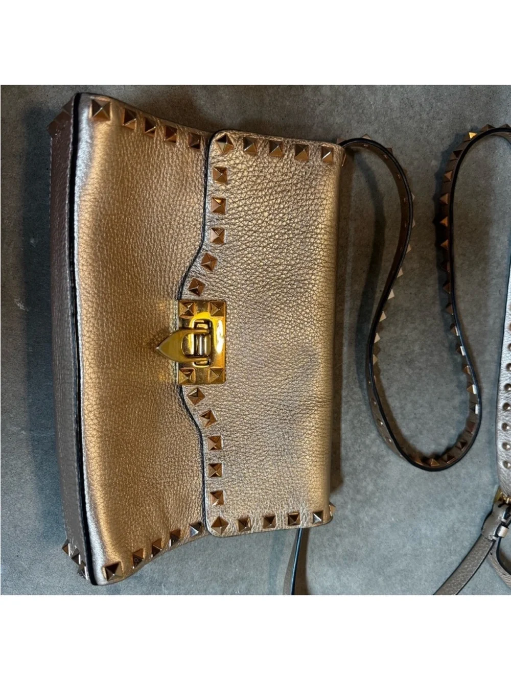 Valentino stunning crossbody