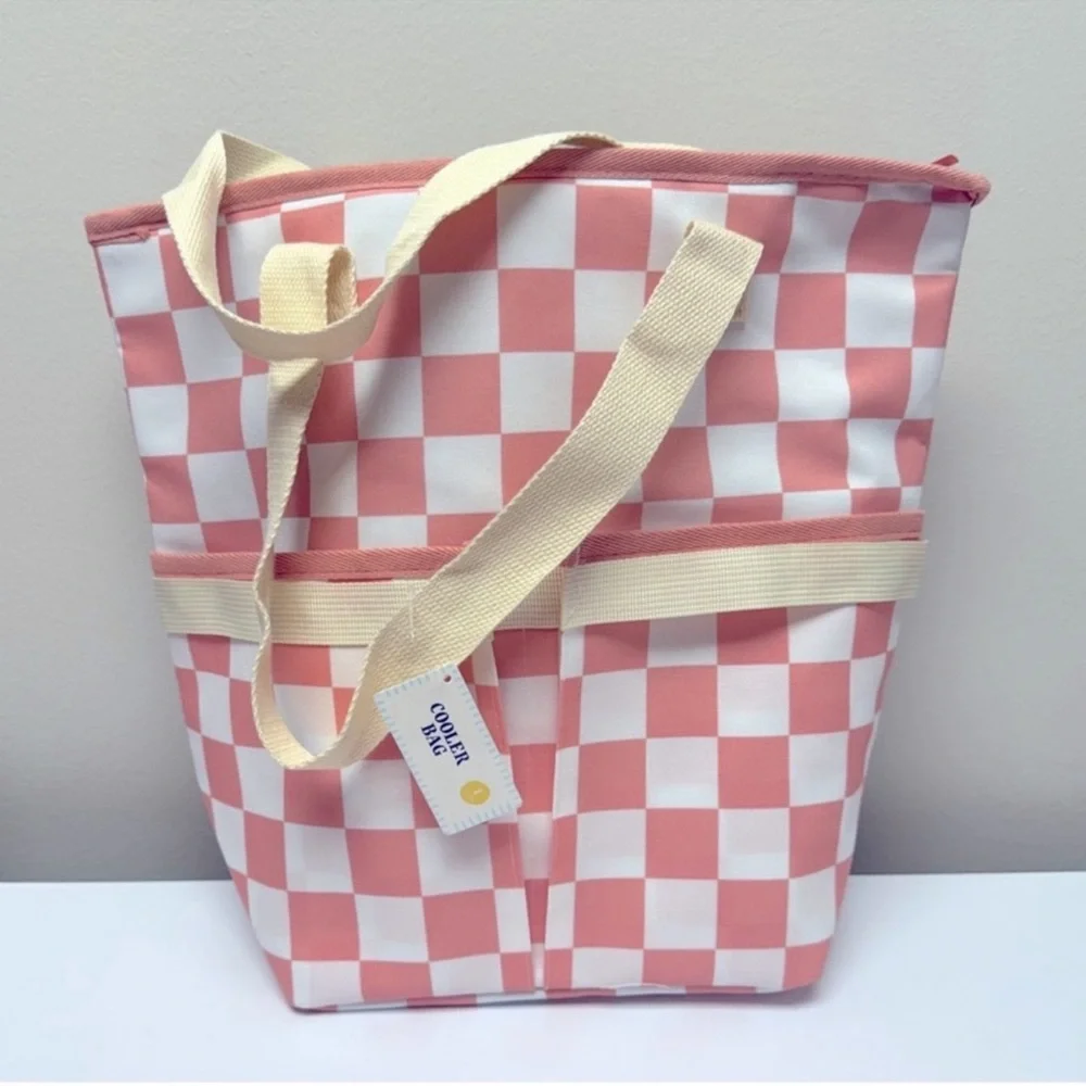 New Target Bullseye Playground Cooler Bag Checkered Pink and Cream Tote, Spring