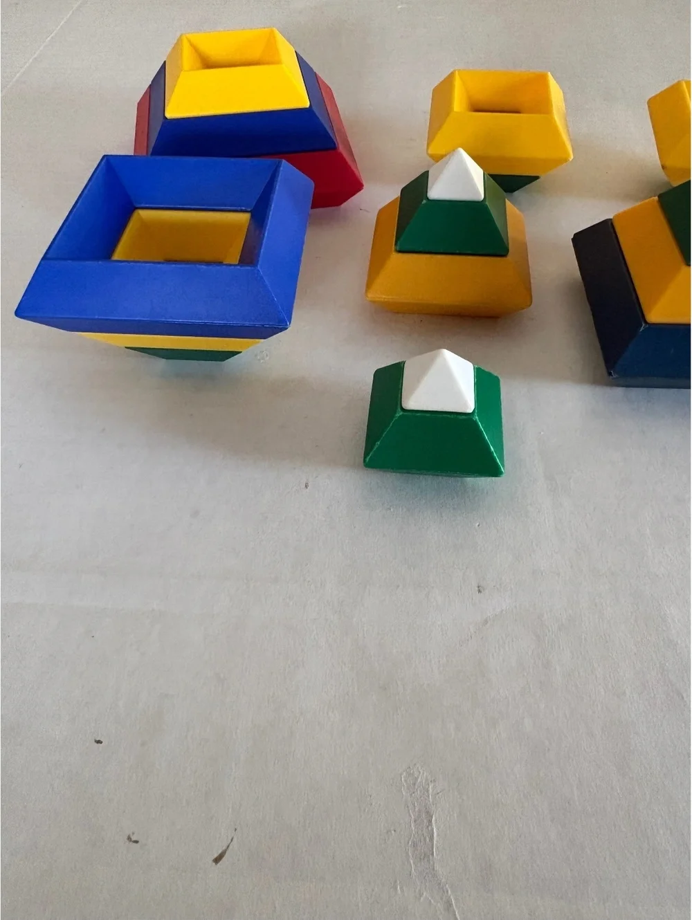 N/A 19 pieces