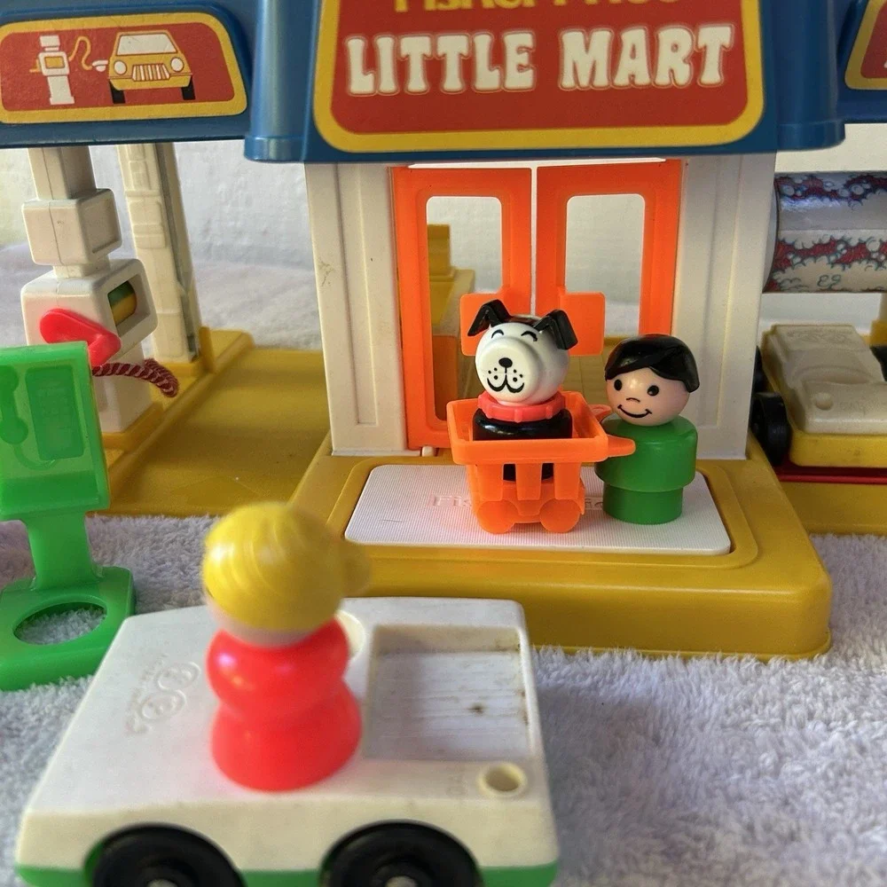 Fisher-Price booth phone truck