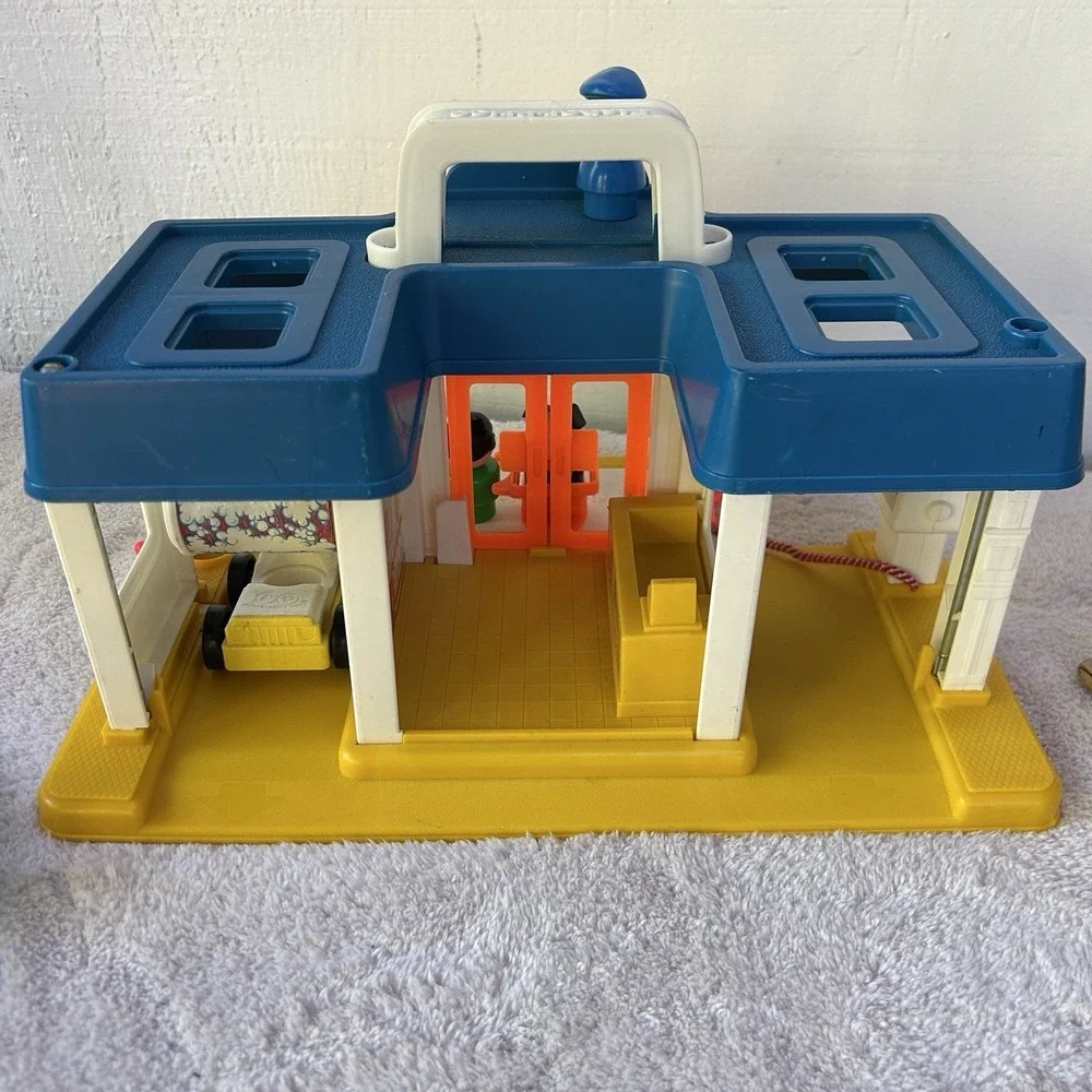 Fisher-Price dog comes