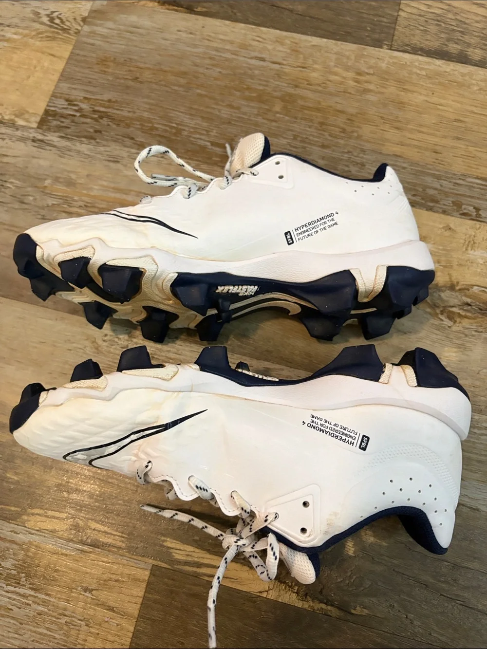 Nike secure white comfort