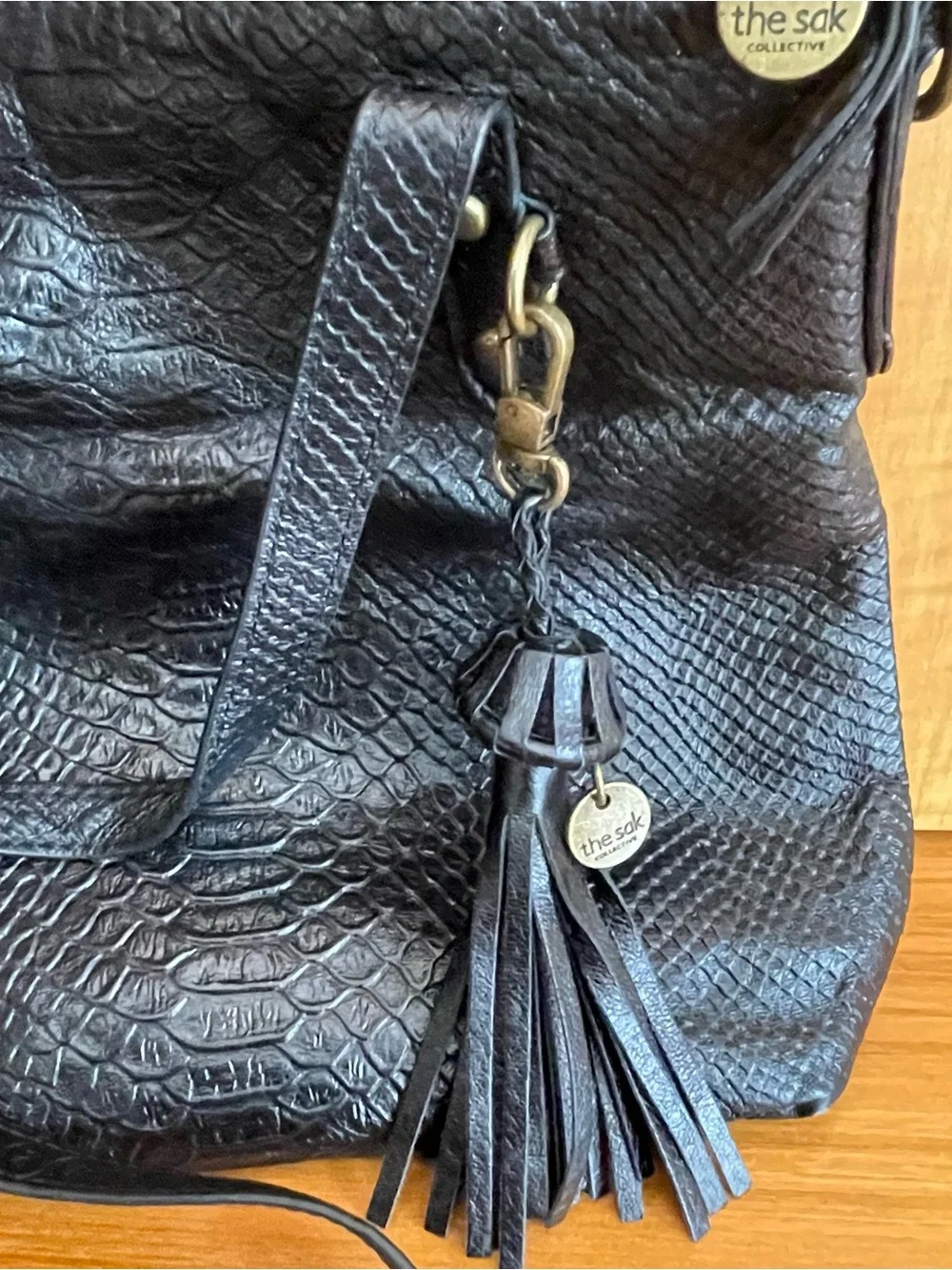 The Sak stylish black