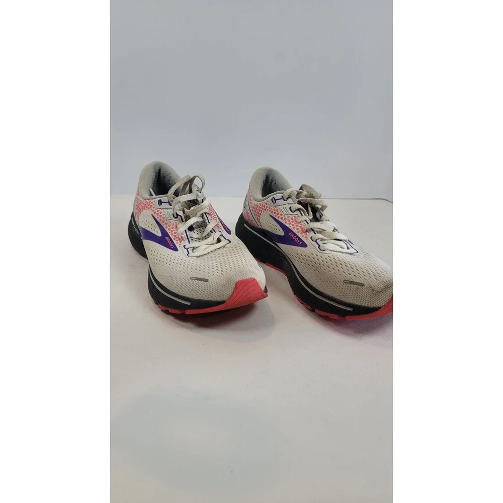 Brooks shoes are