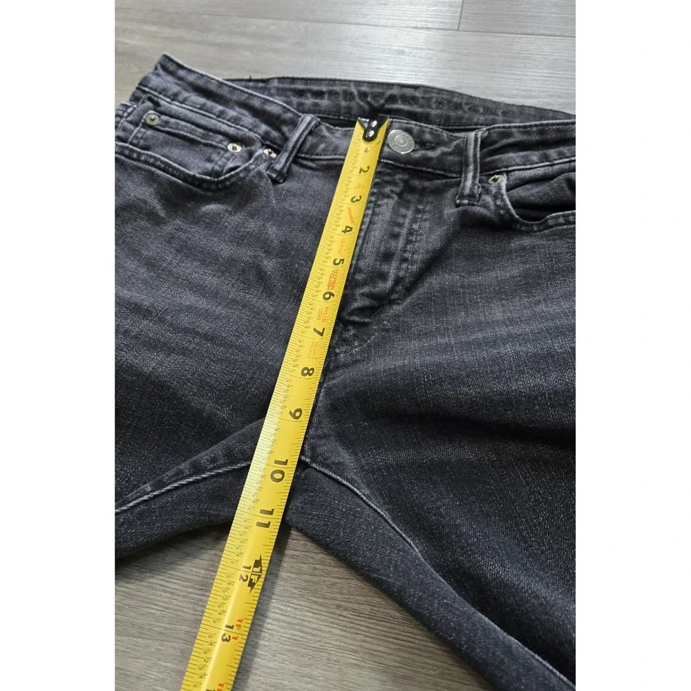 American Eagle Outfitters product pair