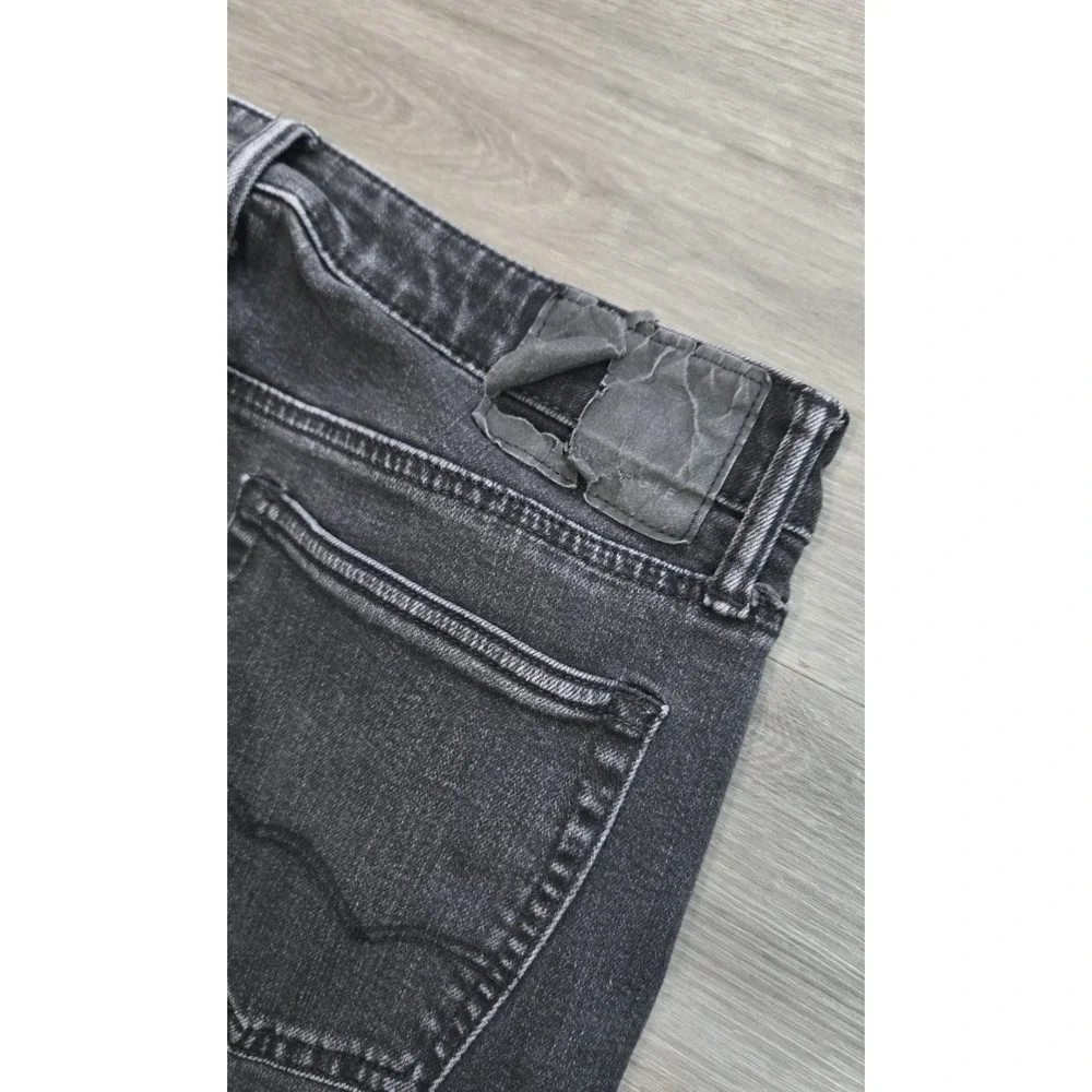 American Eagle Outfitters product pair