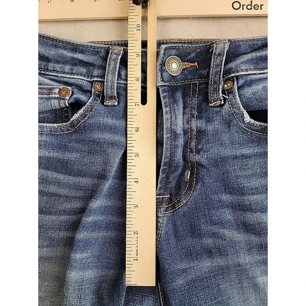 American Eagle Outfitters straight color thighs