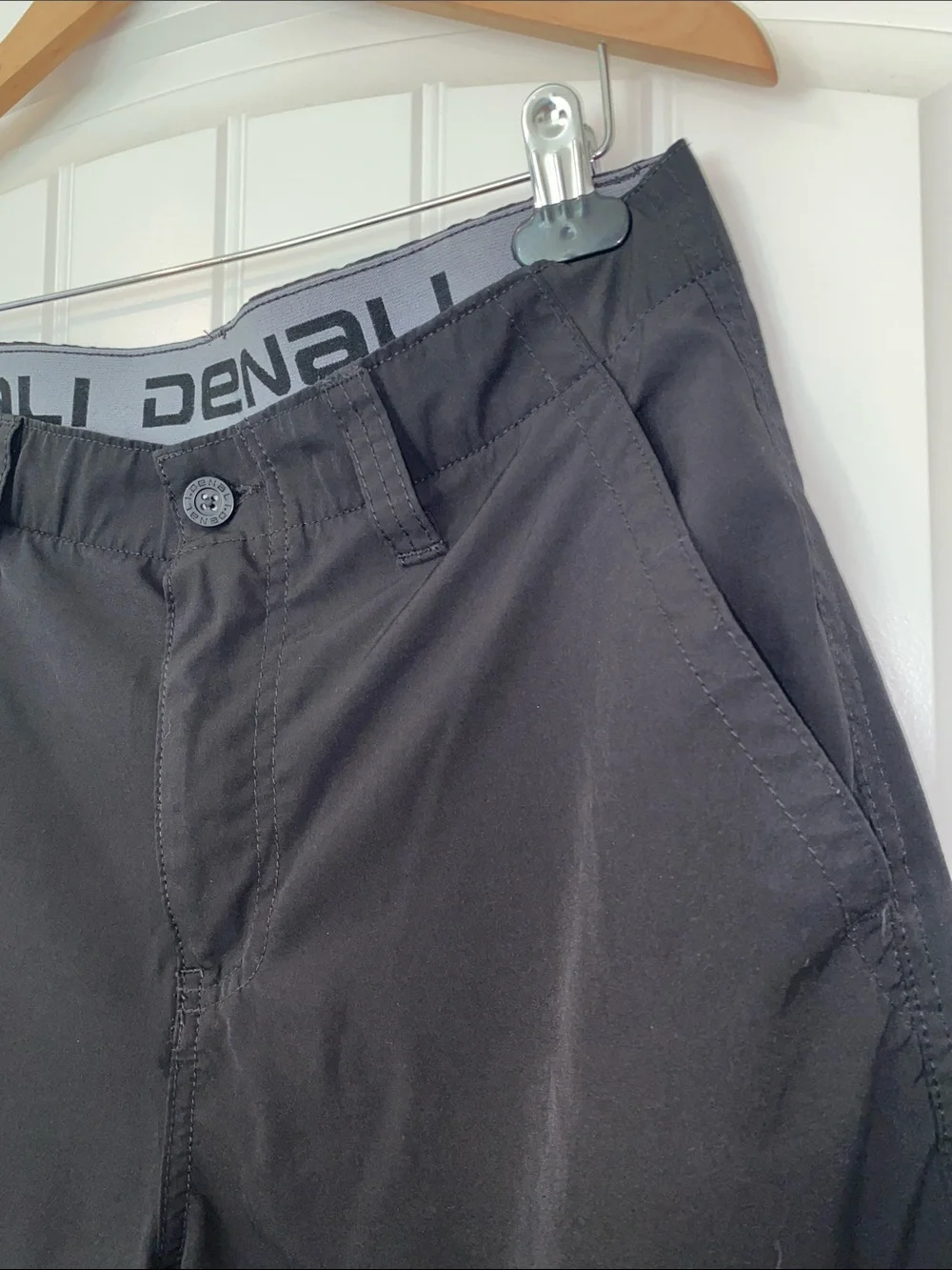 Denali black flat