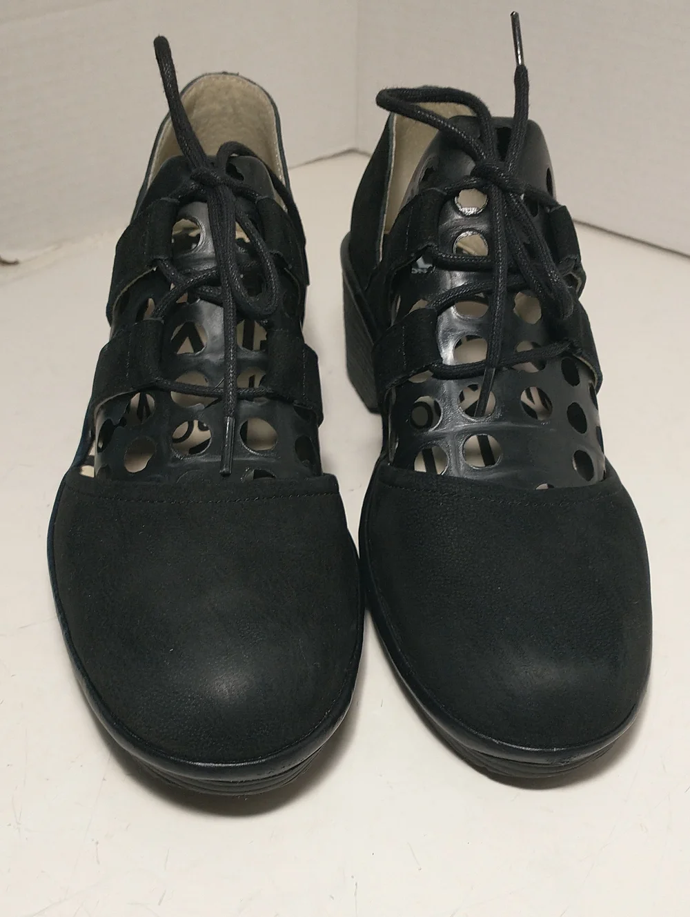 LIKE NEW Fly London Poma Tie Wedge Sandal, Covered Toe, Black, Euro 39, US 8
