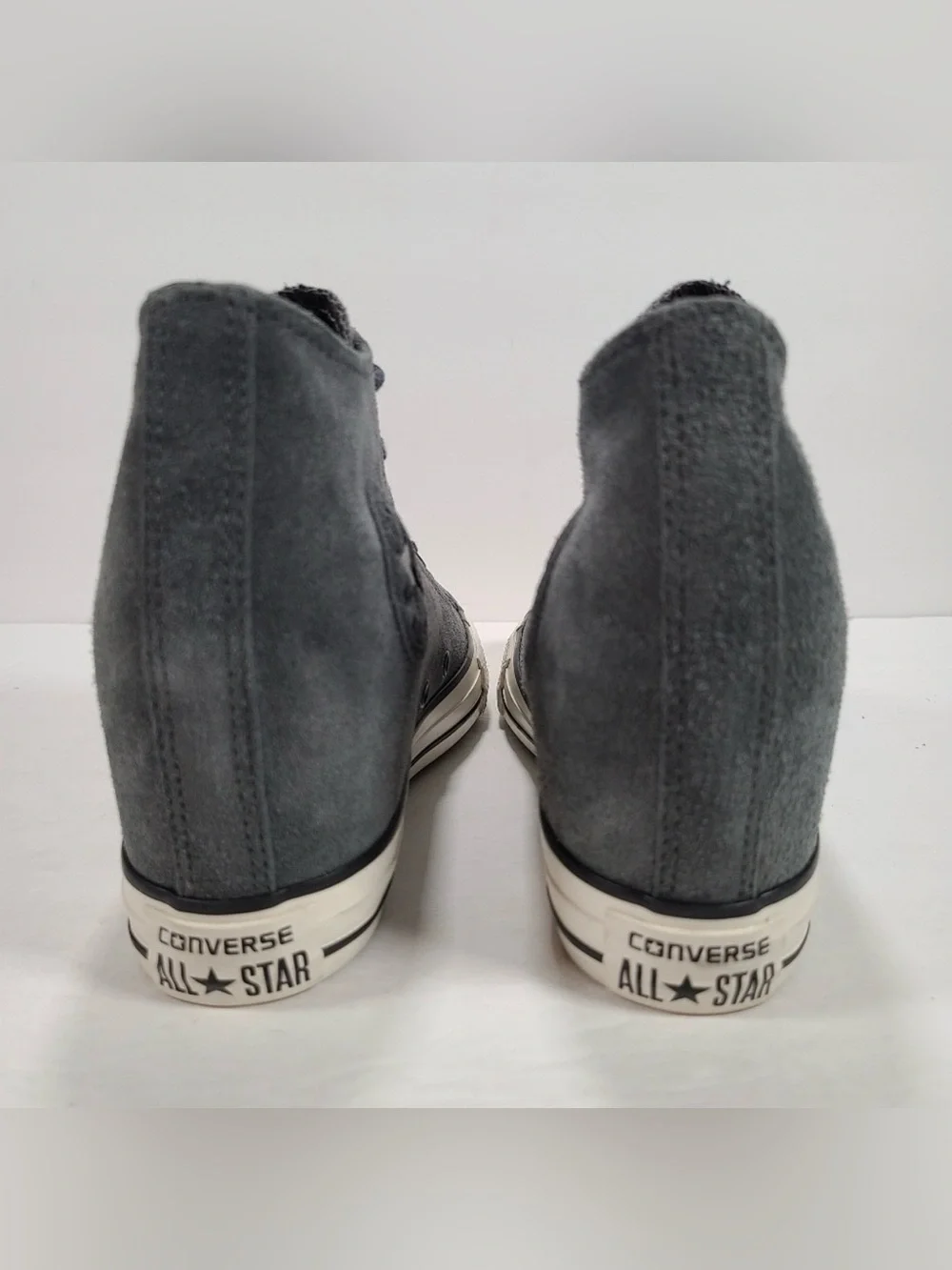 Converse CTAS Charcoal Gray Suede Lux Mid Hidden Wedge Lace Up Sneakers Women 10