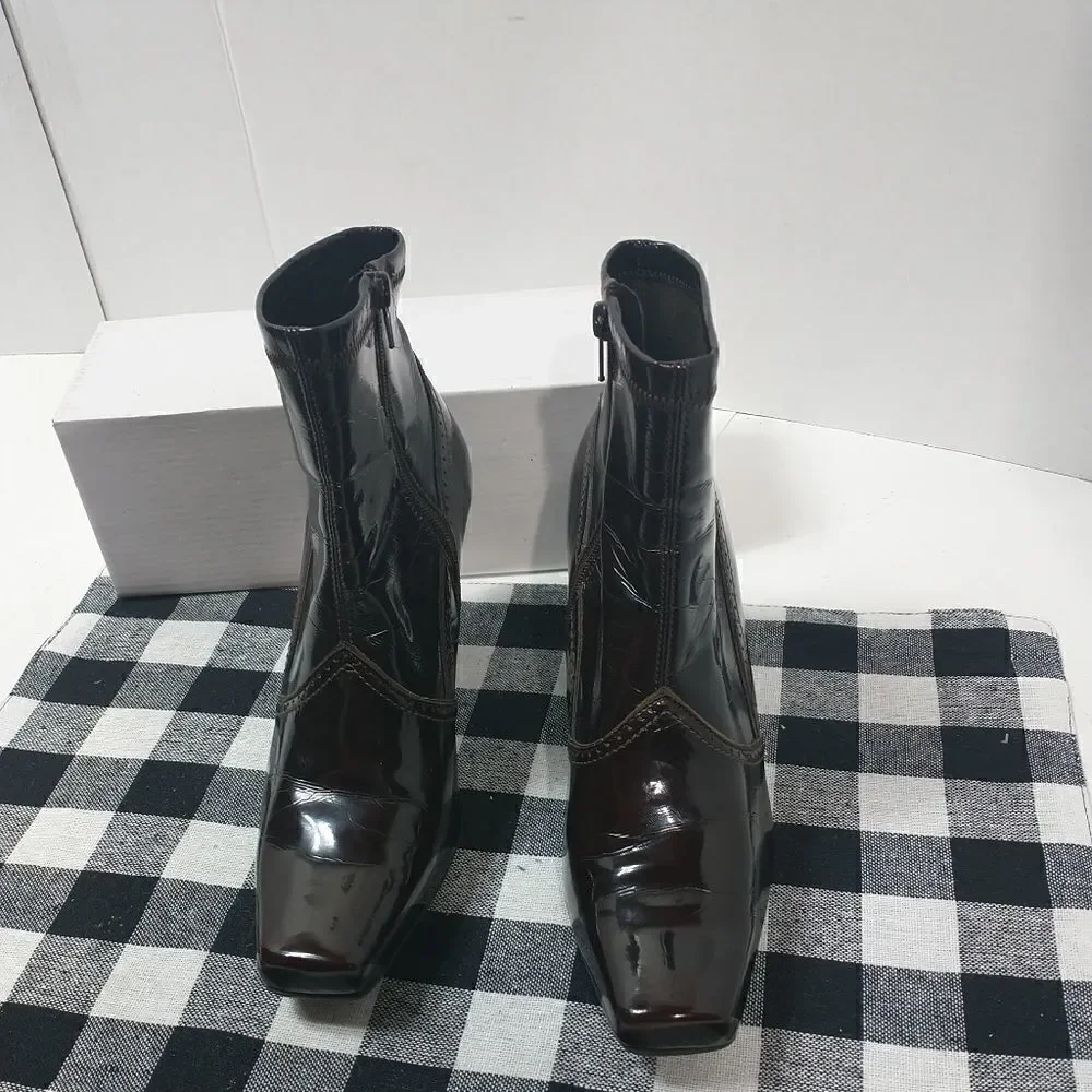 Franco Sarto Ankle Bootie, Women’s Size 6M Brown