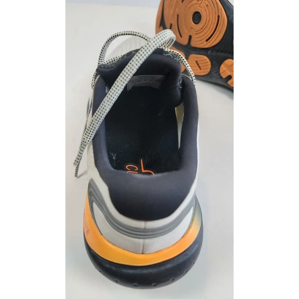 Brooks pair made activewear