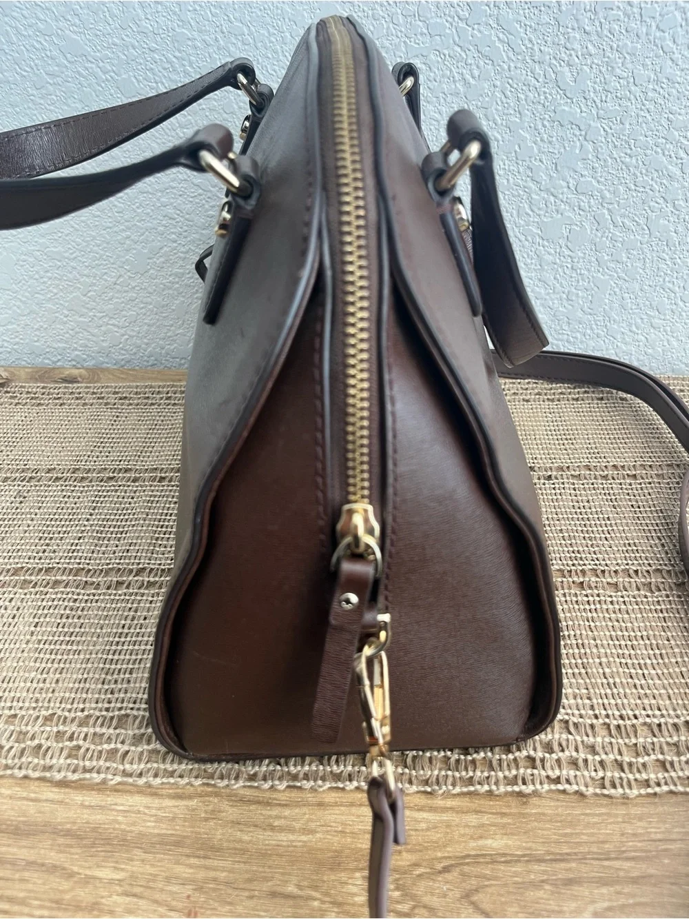 kate spade accents logo hardware
