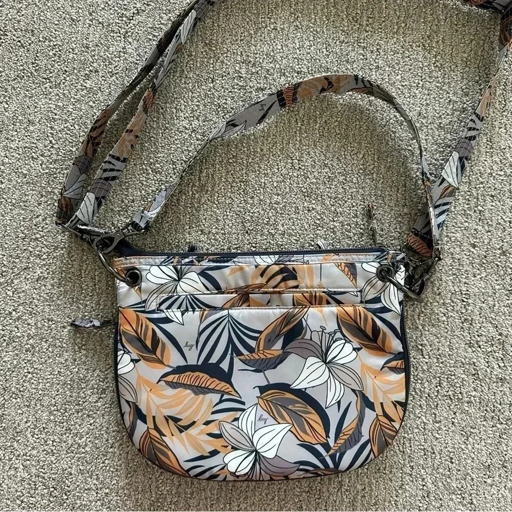 lug swivel convertible