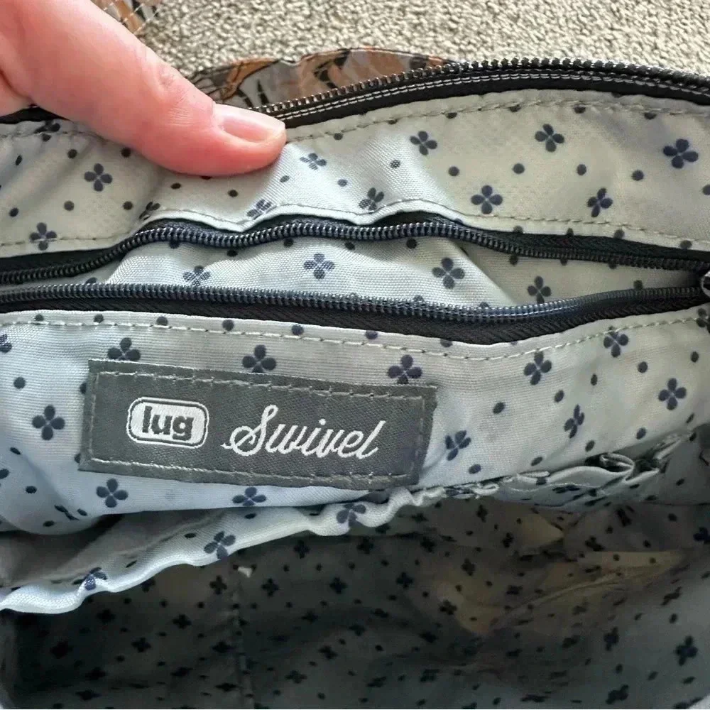 lug swivel convertible