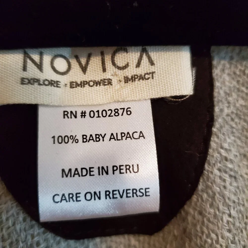 Novica multicolored striped