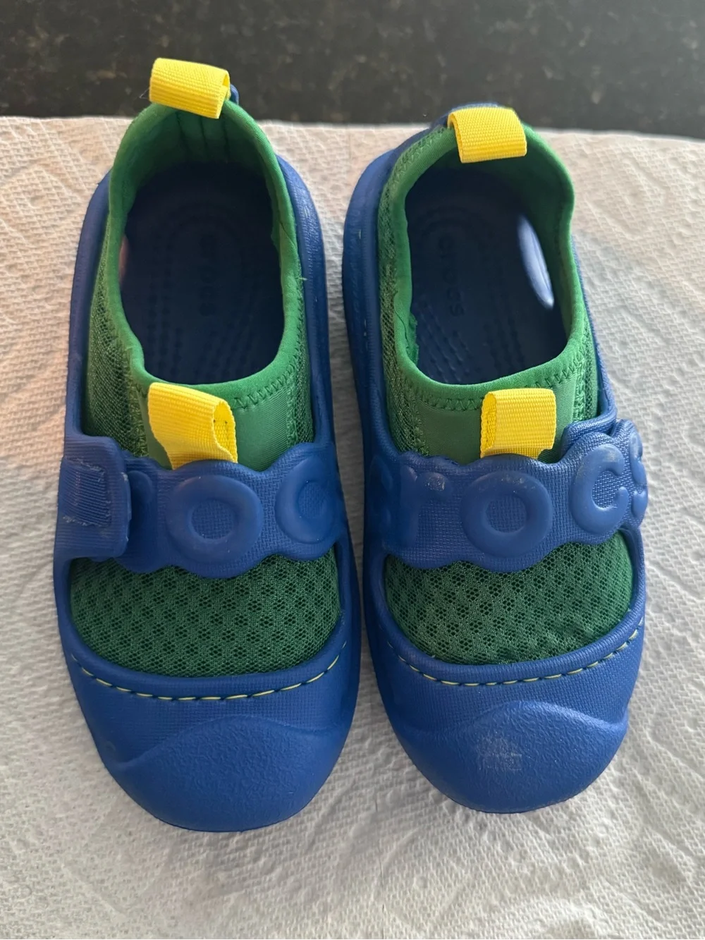 CROCS slip water