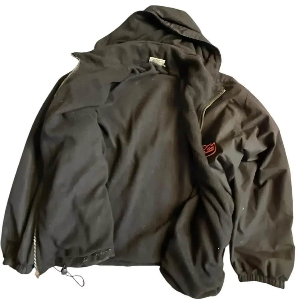 N/A •	size large