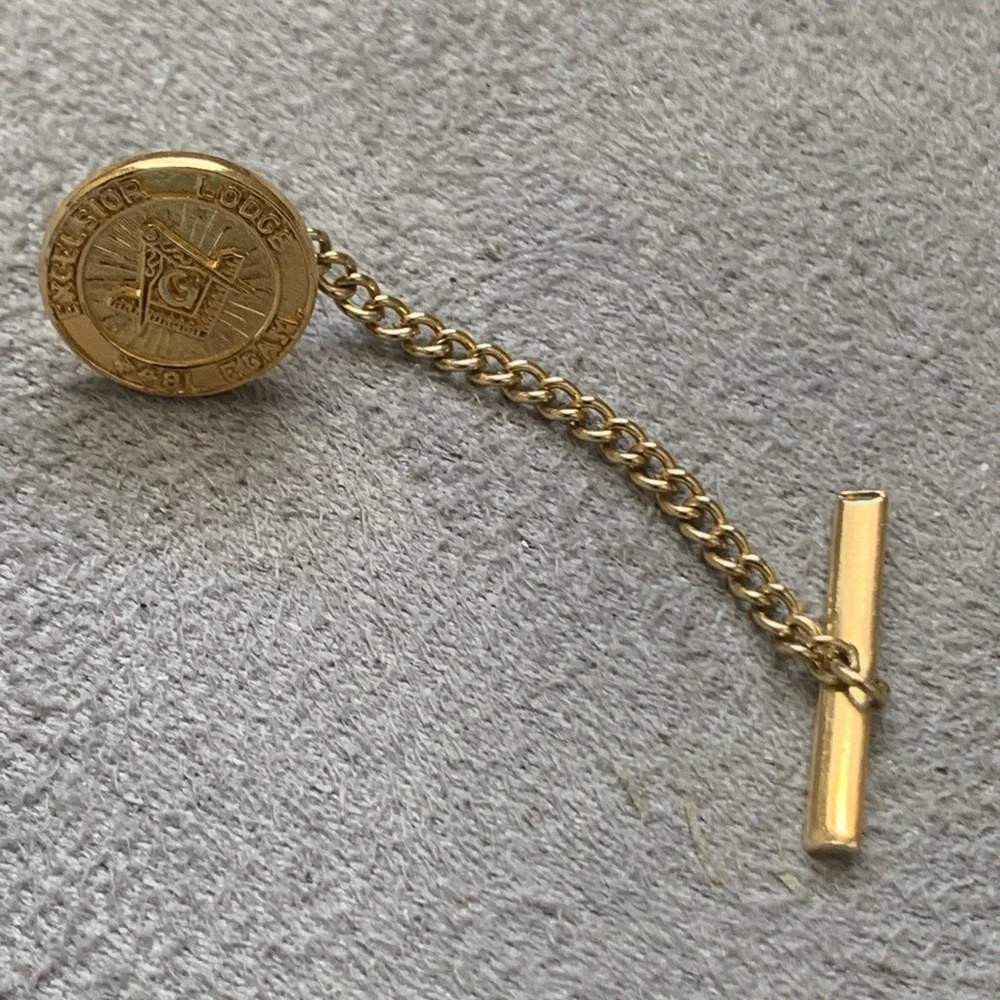 Vintage Masonic 1/20 10K GP  Tie Tack with Safety Chain Excelsior Lodge Pin 3D