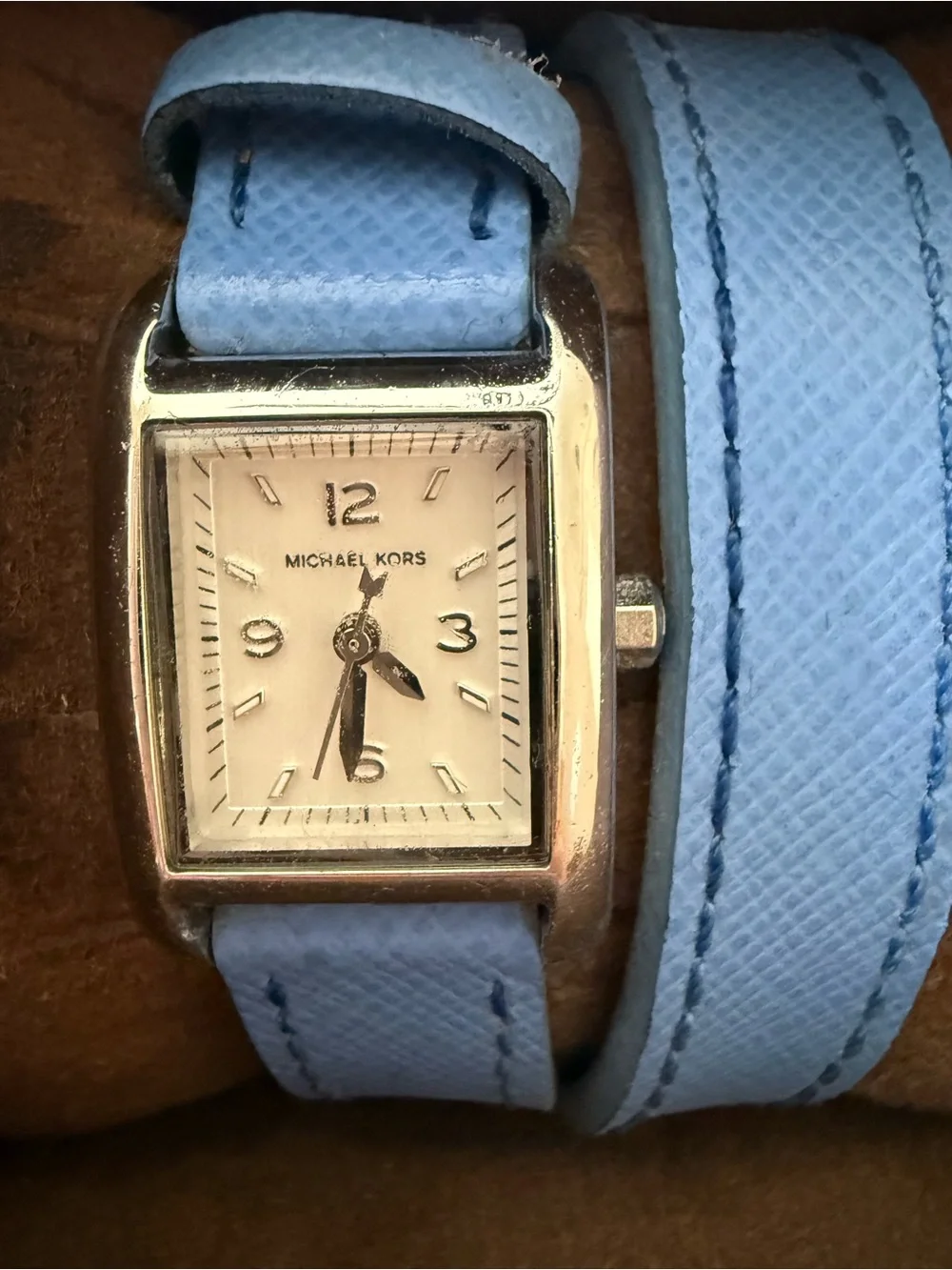 Michael Kors blue look