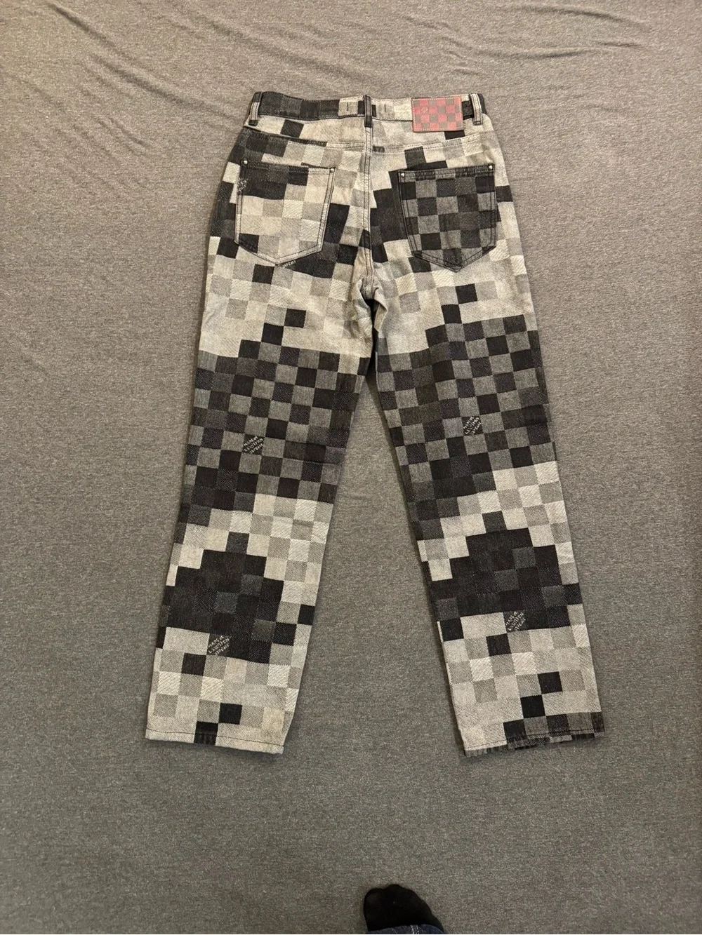 Louis Vuitton size 30
