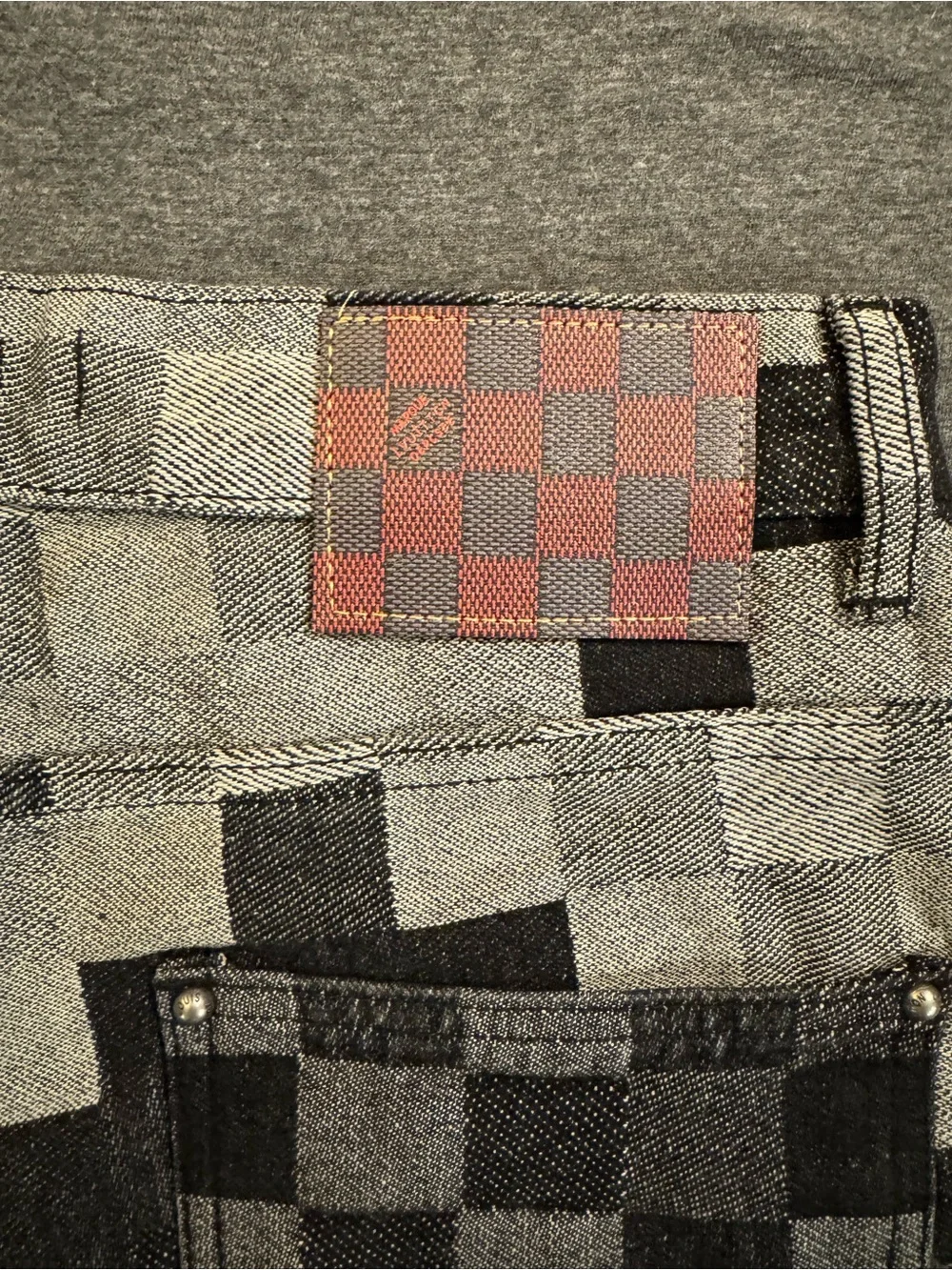 Louis Vuitton size 30