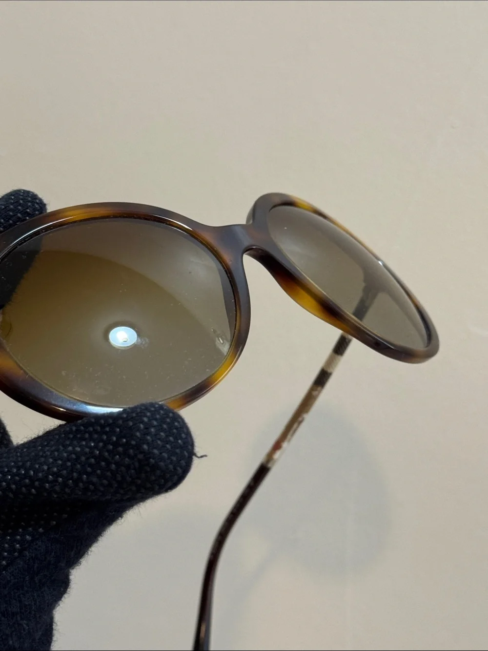 Burberry stylish sunglasses