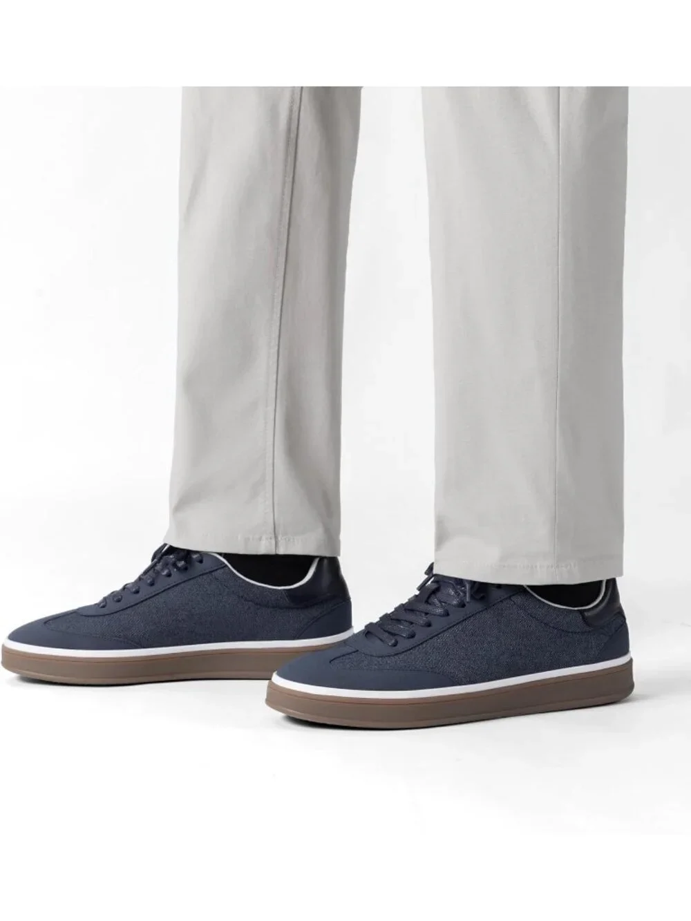 N/A timeless sneaker
