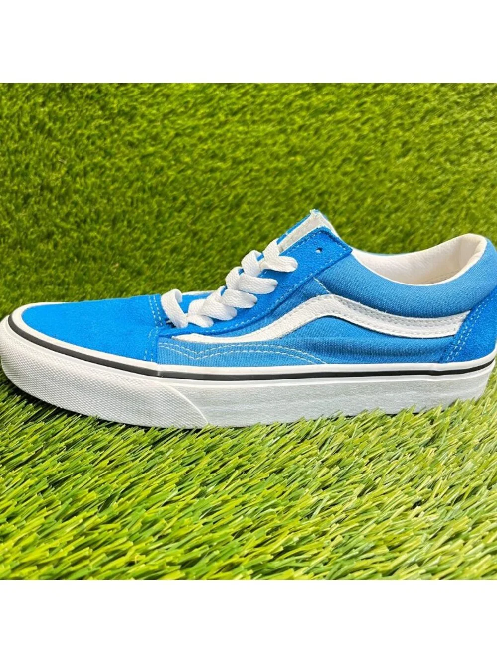 Vans please review