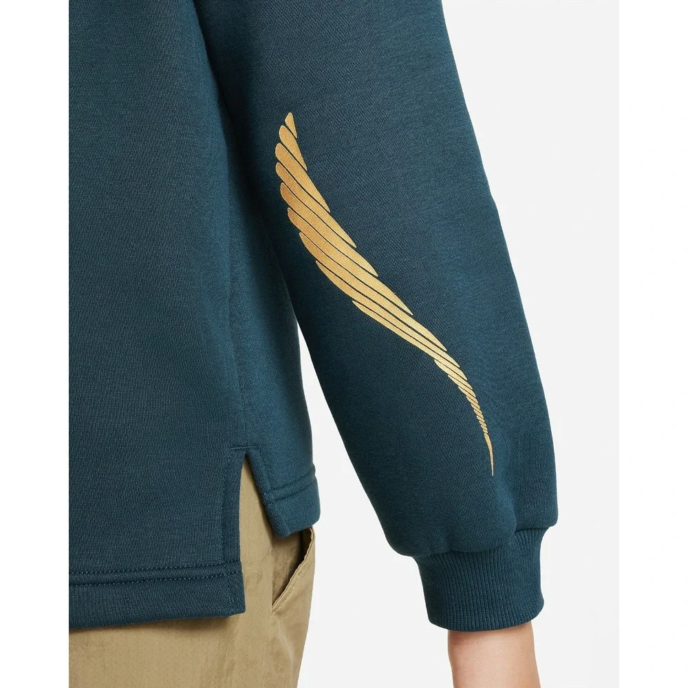 Nike sportswear club